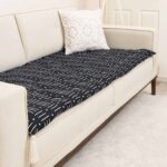 Siyah Minimal Geometrik Desenli Kanepe Koltuk Örtüsü