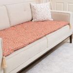 Turuncu Beyaz Modern Desenli Kanepe Koltuk Örtüsü