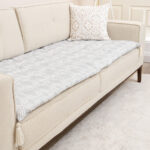 Gri Zeminli Modern Desenli Kanepe Koltuk Örtüsü