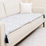 Mavi Beyaz Modern Çizgili Desenli Kanepe Koltuk Örtüsü